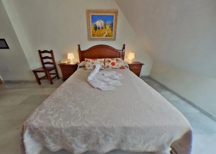 La Morena Otel *